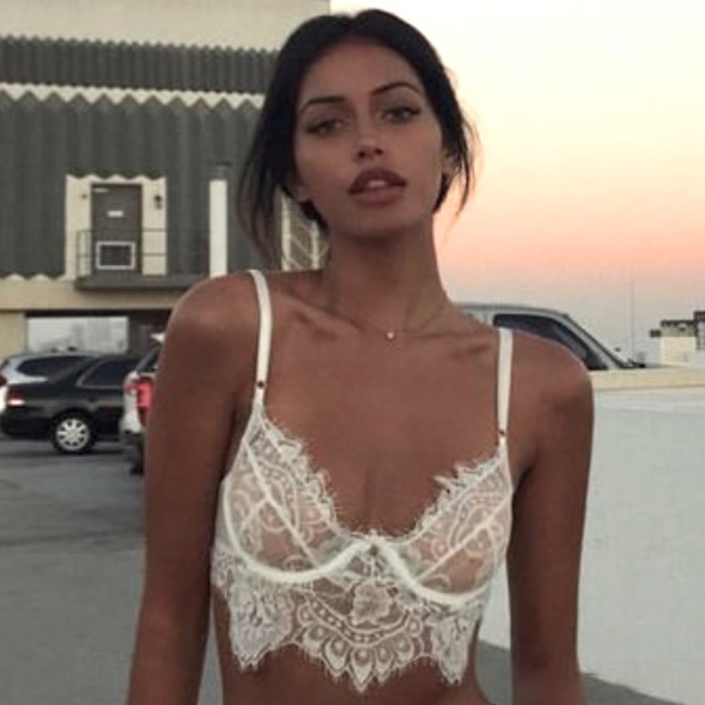 Goosberry adjustable white lace crop top tank bra brand new size small